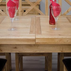 DLX_1800EXT10_NOLEAVES_CLOSEUP Deluxe Solid Oak Twin Leaf Extending Dining Table