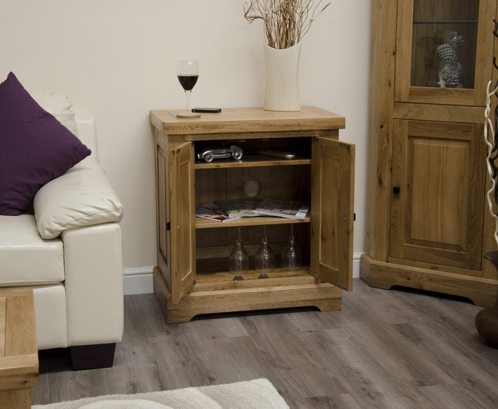 Deluxe Solid Oak 2 Door Sideboard - Open
