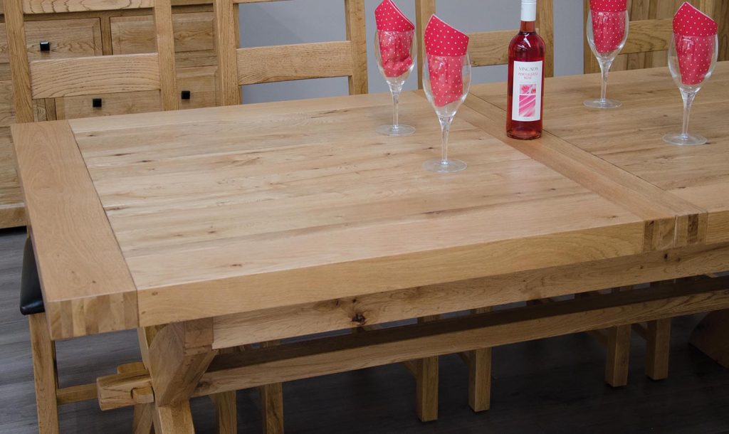 DLX XLEG8 TOPDETAIL 1