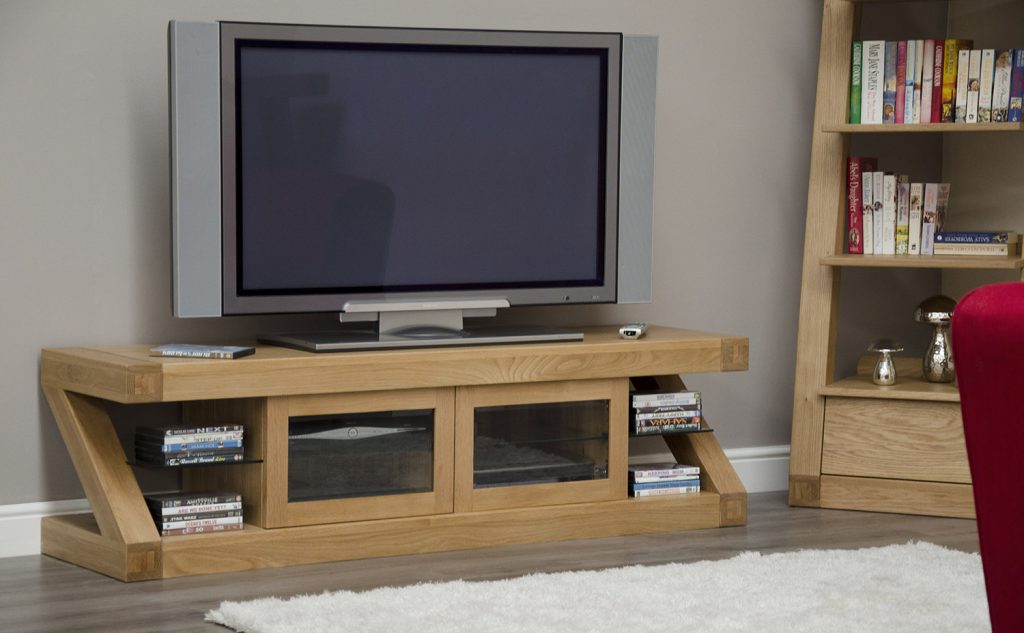 Z Solid Oak Glazed TV Unit with Doors