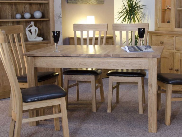 Homestyle Opus Solid Oak 2 Leaf Milano Extending Dining Table